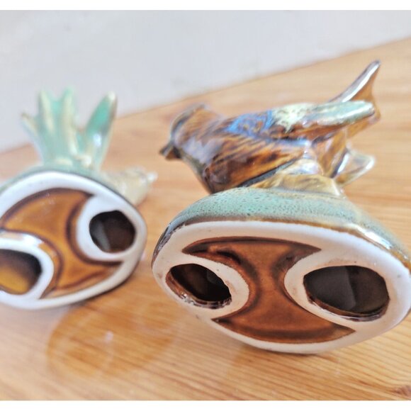 Vintage Ceramic set of two Hand Painted Bird Figurines 4" Tall - Picture 13 of 16